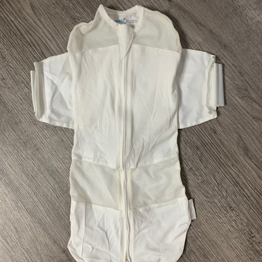 Happiest baby swaddle for SNOO